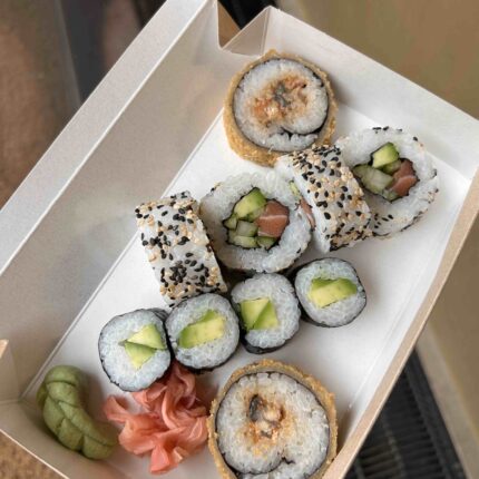 MENU sushi (čtvrtek, pátek 11:00-15:00)